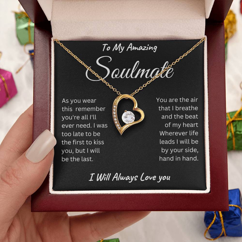 Soulmate | Hand in Hand | Forever Love Necklace