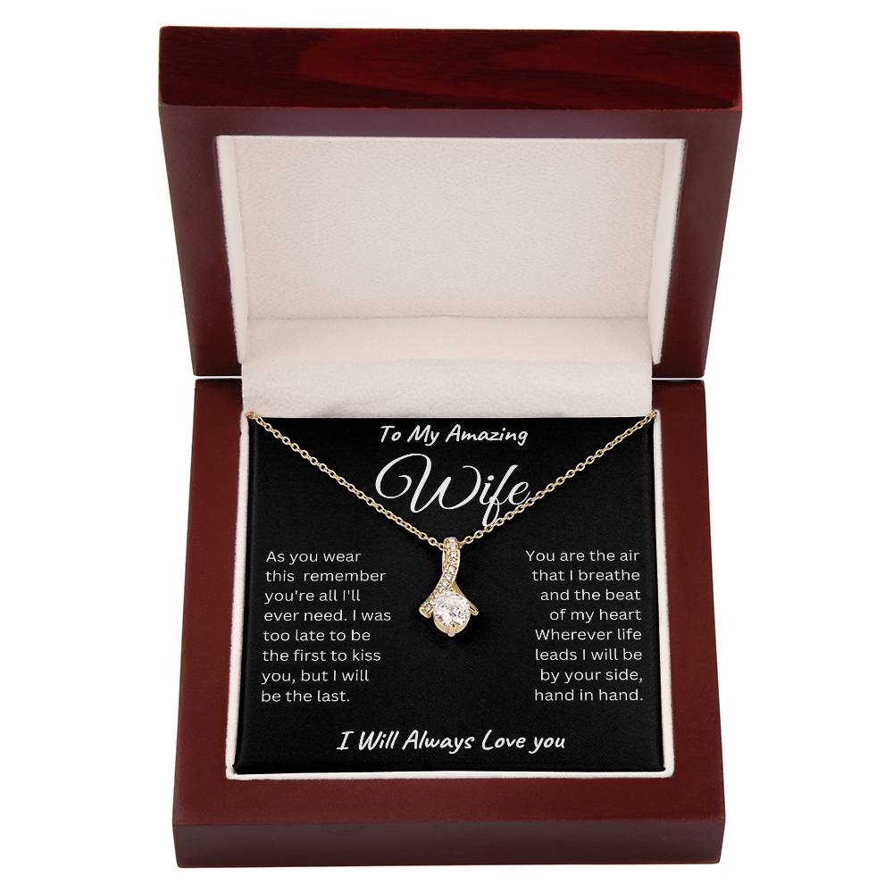 Wife | Hand in Hand | Alluring Beauty Necklace