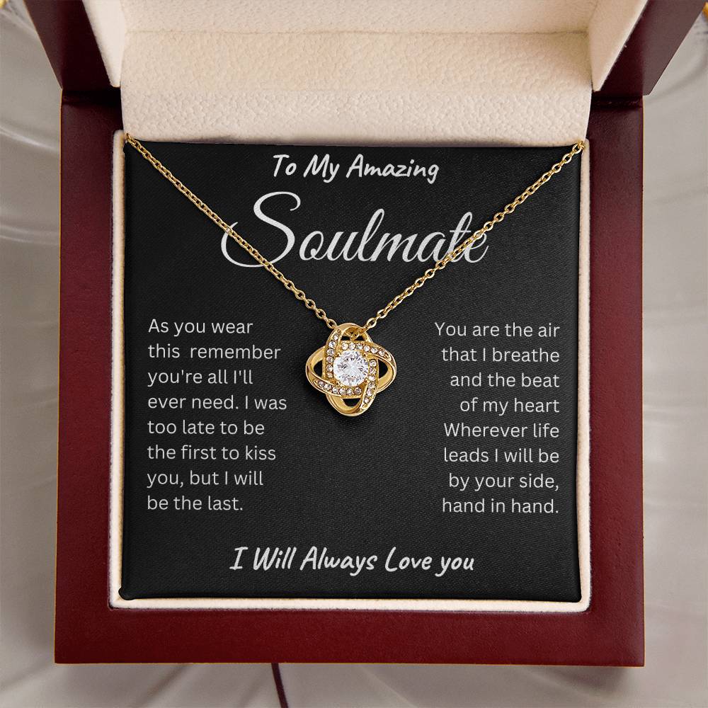 Soulmate | Hand in Hand | Love Knot Necklace